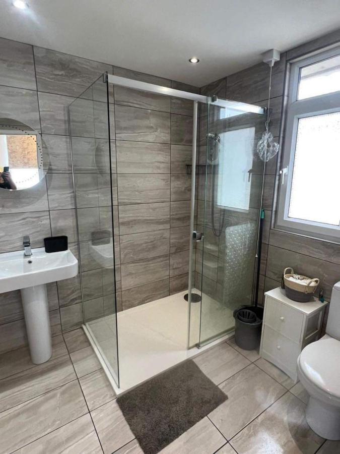 Stunning One Bed Modern & Contemporary Chalet Бринлингтон Экстерьер фото