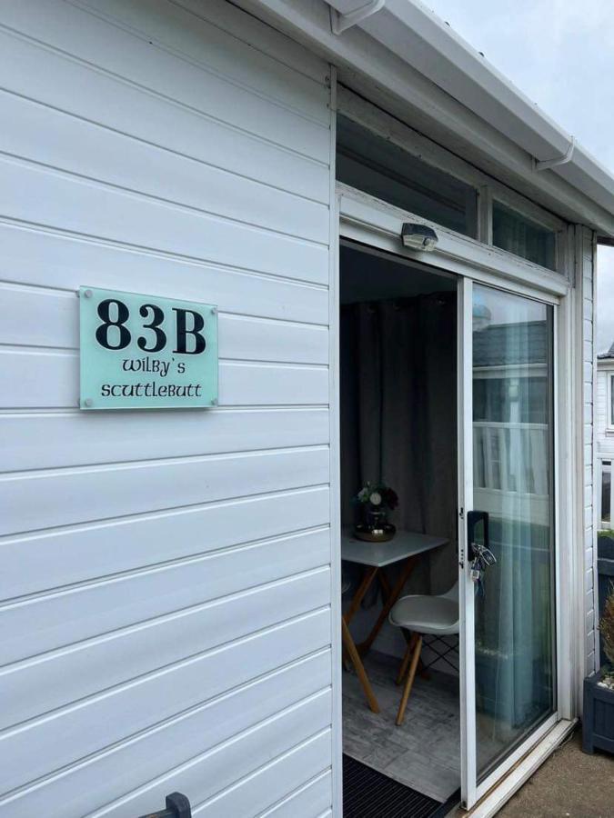 Stunning One Bed Modern & Contemporary Chalet Бринлингтон Экстерьер фото